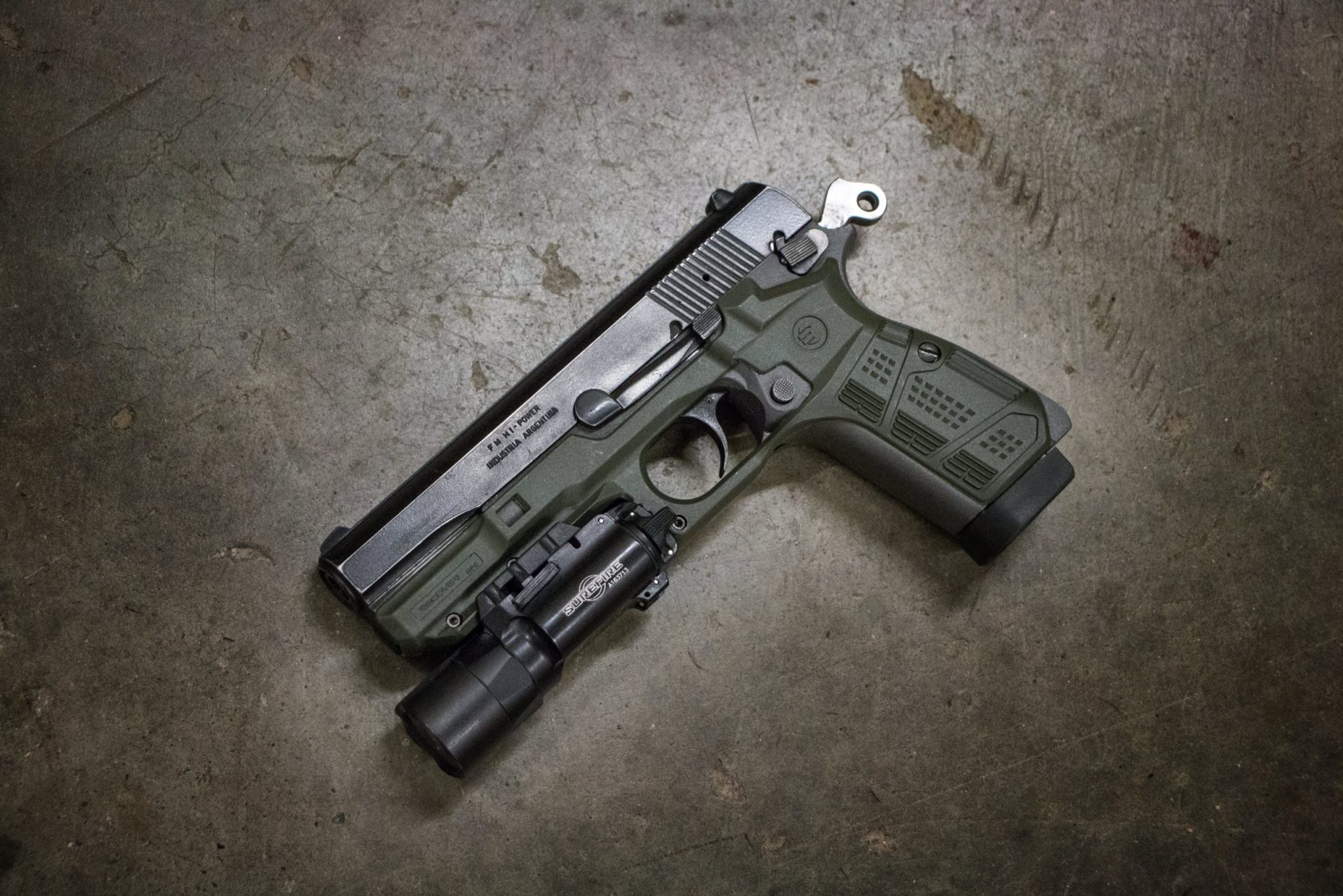 ריקאבר טקטיקל HPC מערכת גריפ ומסילה לBrowning and FN Hi Power – תמונה 6